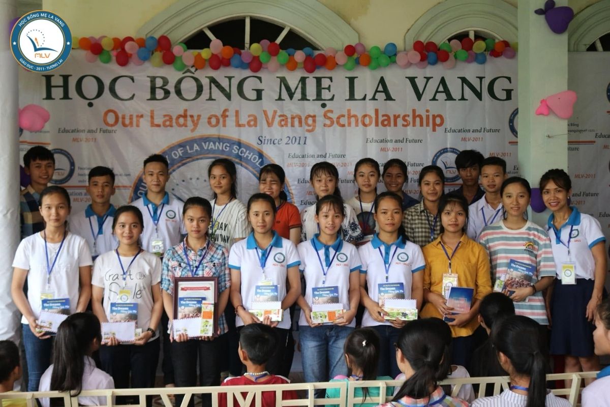 BÁO CÁO TÀI CHÍNH HỌC BỔNG MẸ LA VANG 2011 NĂM HỌC 2015 – 2016