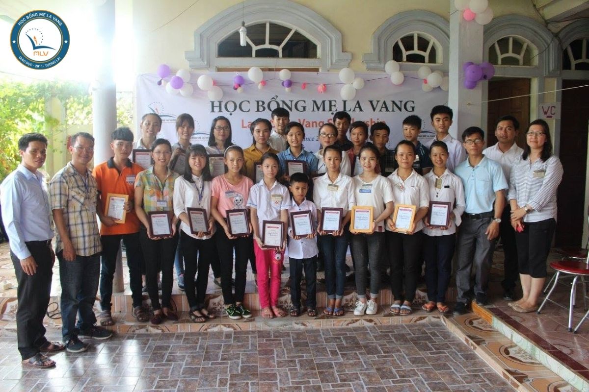 BÁO CÁO TÀI CHÍNH TRAO HỌC BỔNG MẸ LA VANG 2011 NĂM HỌC 2018 – 2019
