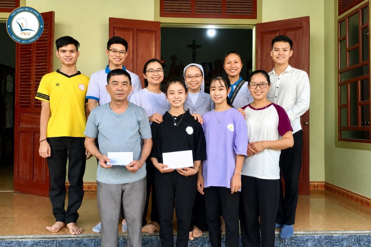 BÁO CÁO TÀI CHÍNH TRAO HỌC BỔNG MẸ LA VANG 2011 NĂM HỌC 2019- 2020